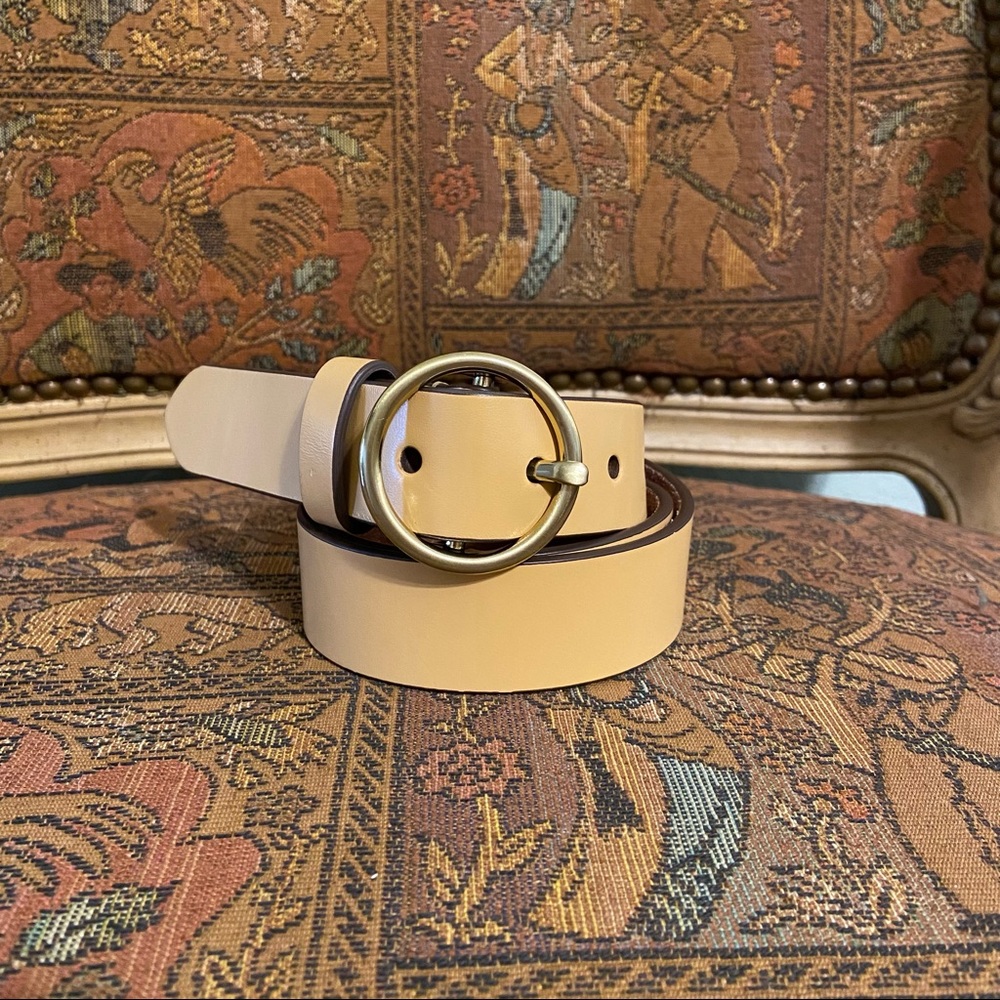 Abercrombie & Fitch Beige women’s belt